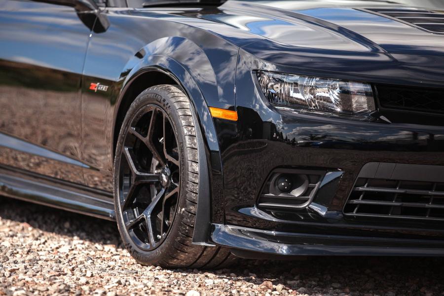 Детали экстерьера Chevrolet Camaro Z28 Chris Harris Car 2015 года  (фото 40 из 138)